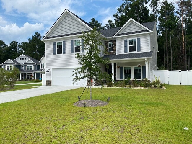 Photo - 5 bedrooms 3 bathroom Smart Home