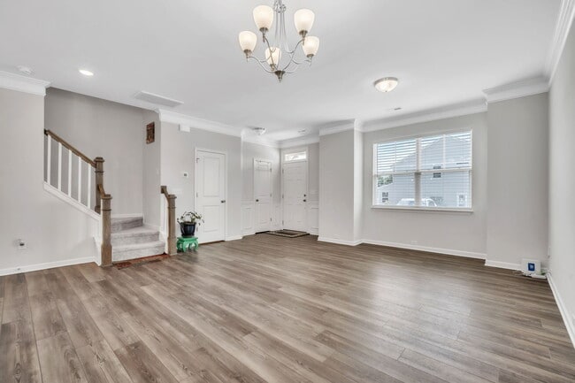 Photo - 351 Intrepid Ct