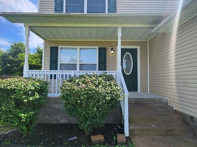 112 N Cavalcade Cir
