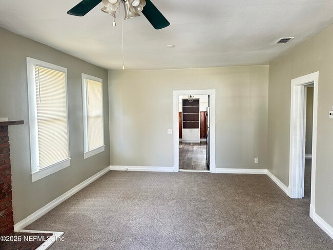 Photo - 2220 Faws St