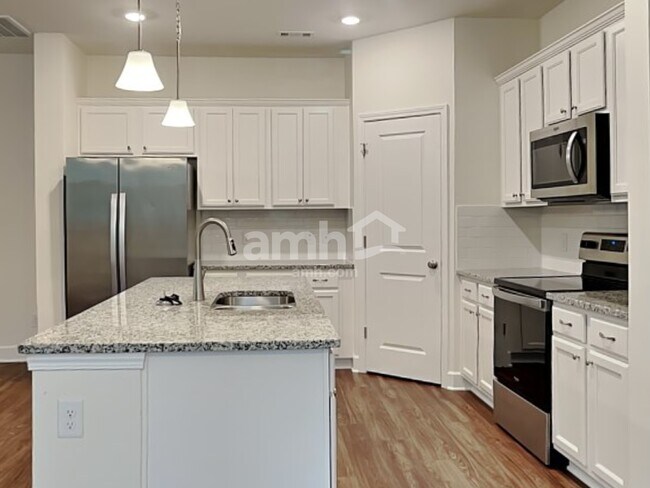 Photo - 3110 Esquire Dr
