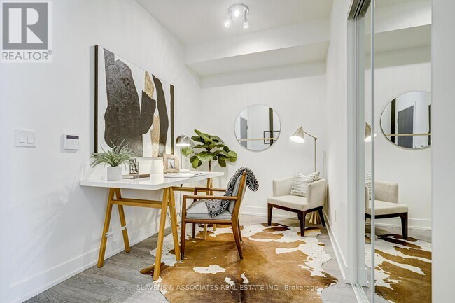 Photo - 9 Mabelle Ave Unité 2921