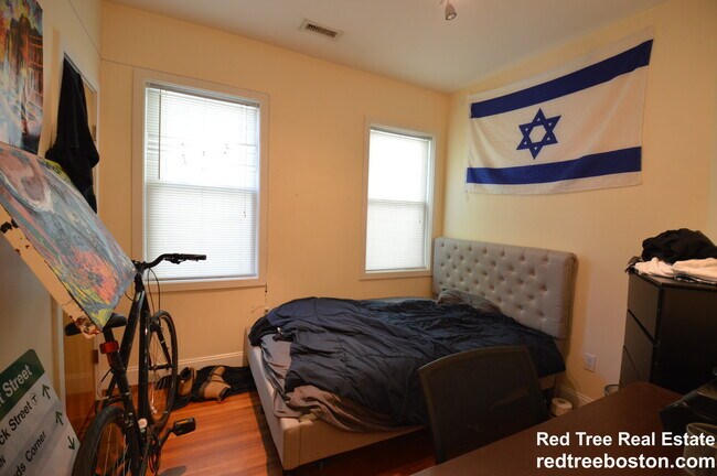 Photo - 24 Ashford St Unidad 2