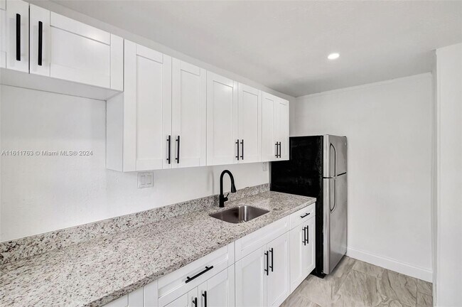 Photo - 4710 NW 170th St House