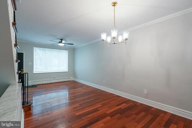 Photo - 2429 S Garnet St