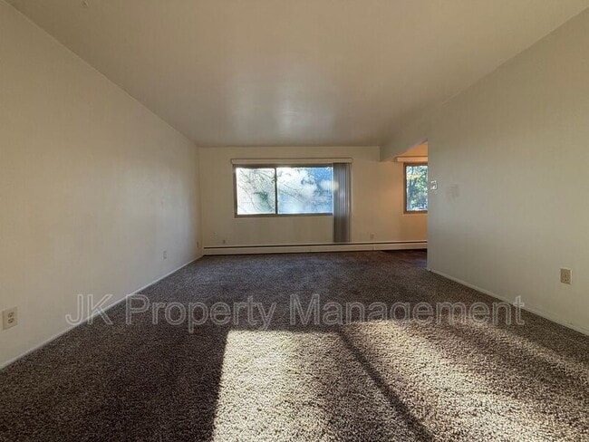 Photo - 205 11th St S Unit #01