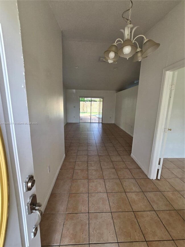 Photo - 14300 SW 152nd Pl
