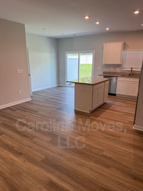 Photo - 179 Randwick Ln