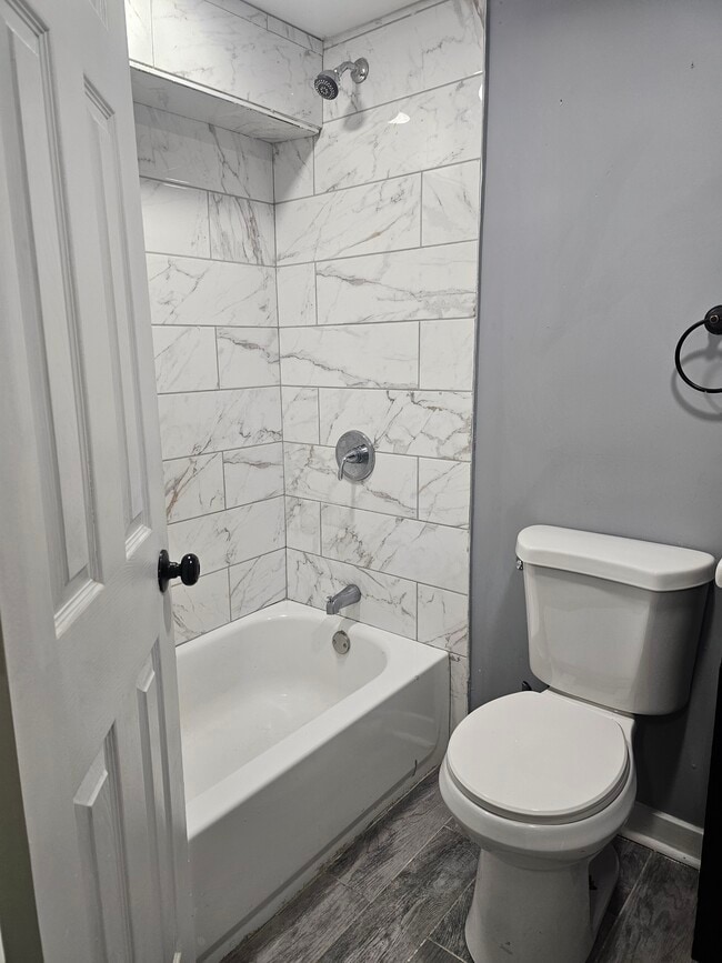 Photo - 657 Blue Ridge Ave