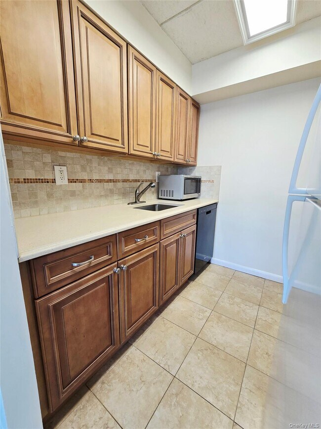 Photo - 142 Main St Unit 3D