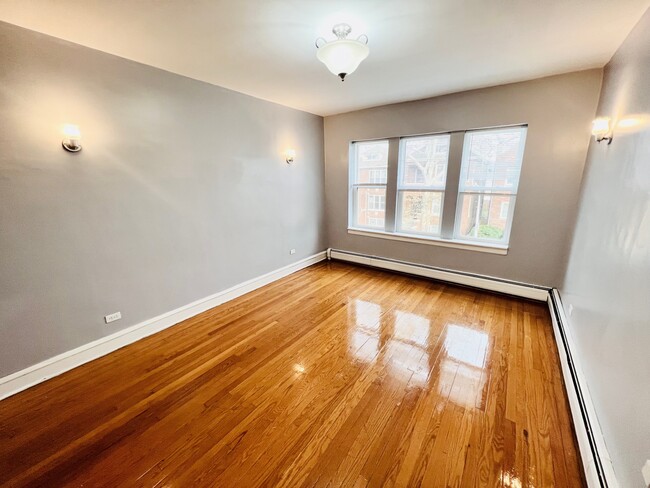 Living Room - 3938 S Talman Ave Apartment Unit 1