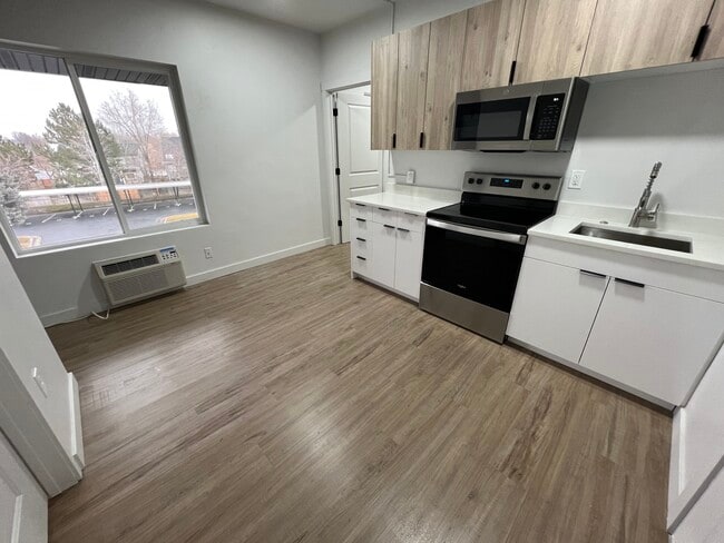 Photo - 404 E 5600 S Unit 308