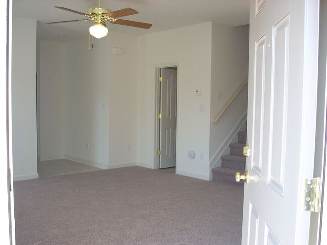 Photo - 1353SF 2BR 2.5BA 2 car garage