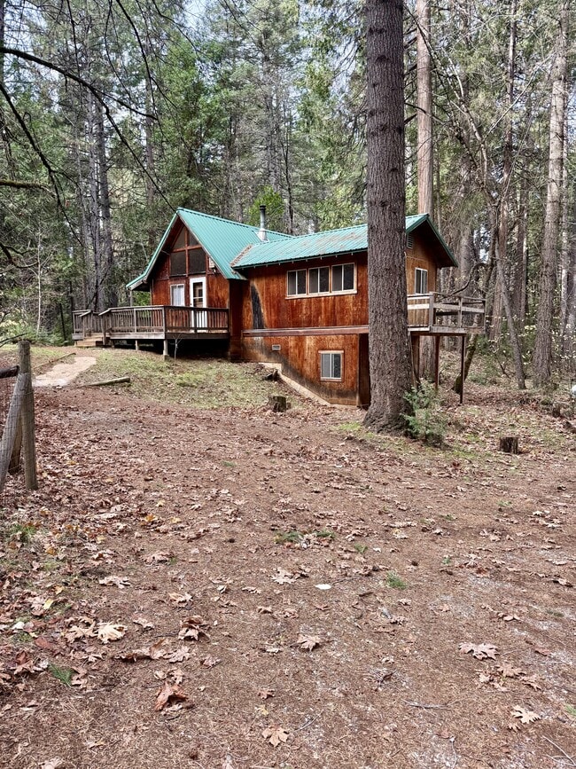 Building Photo - 17723 Lazy Dog Rd