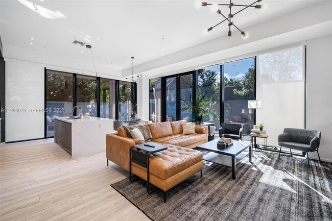 Photo - 3156 SW 27th Ave Unit 101