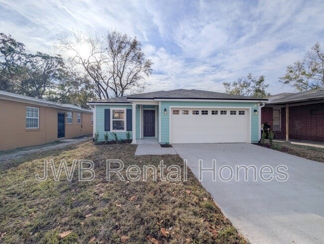 Building Photo - 2120 Commonwealth Ave