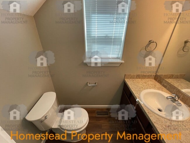 Photo - 1410-1412 Marigold Dr