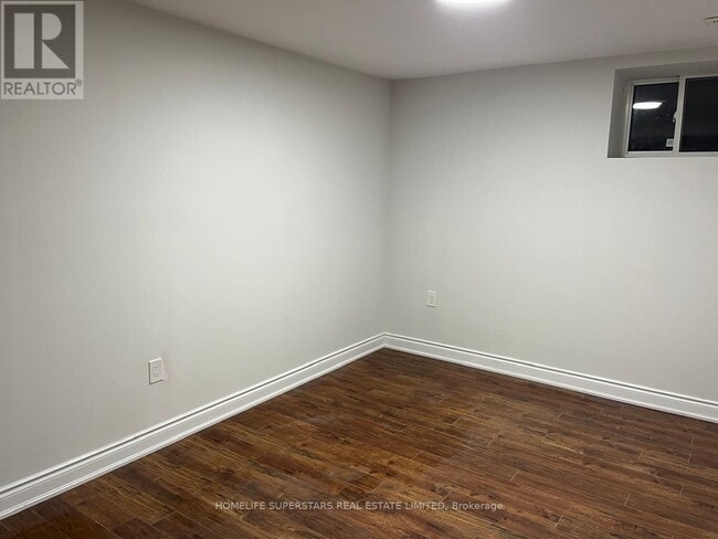 Photo - 67 Showboat Crescent