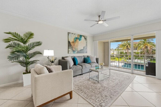 Photo - 68 Yacht Club Dr Unit 20