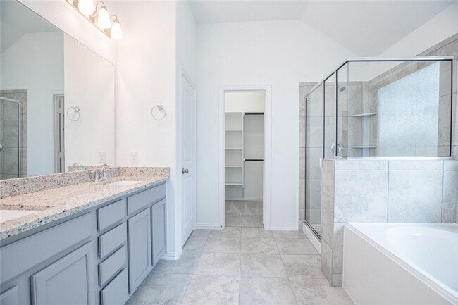 Photo - 8726 Fairbrook Dr