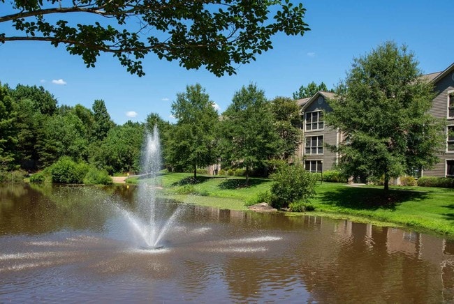 The Lakes Apartments - The Lakes Apartments