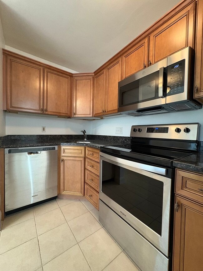 Photo - Completely updated 2 bed condo in desireab...