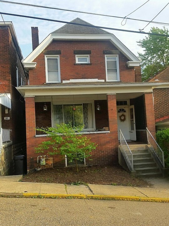 Building Photo - 834 Lilac St Rental