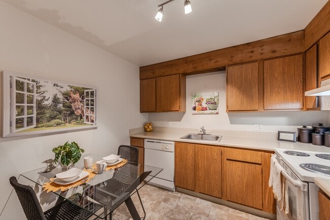 Willow Creek Apartments
