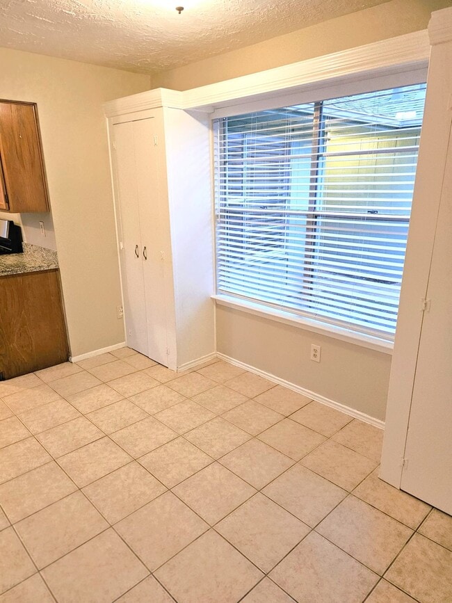 Photo - 2503 Brookford Dr