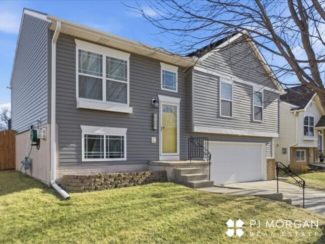 Photo - Relax by the fire in this beautiful rental home!