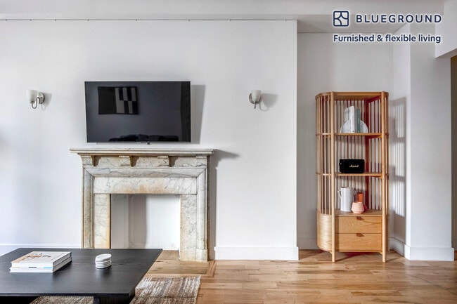 15 W 55th St Unit SI FL6-ID1248