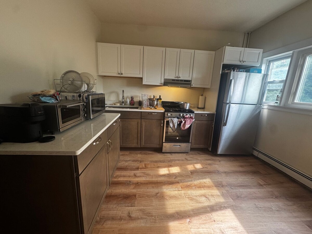 Photo - 818 Parker St Unit 2