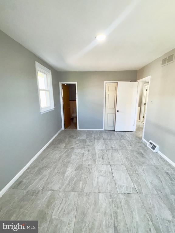 Photo - 7806 Summerdale Ave