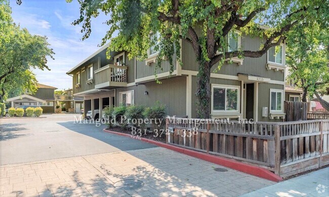 Building Photo - Spacious and Cozy Condo In Willow Glen - R... Unit #201