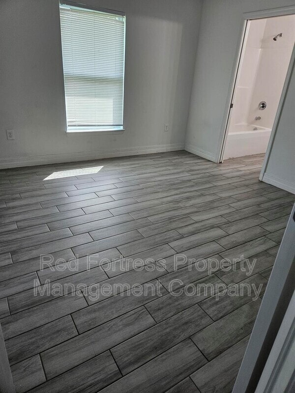 Photo - 167 Meadow Rd