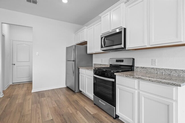 Photo - 205 Fairlawn Wy