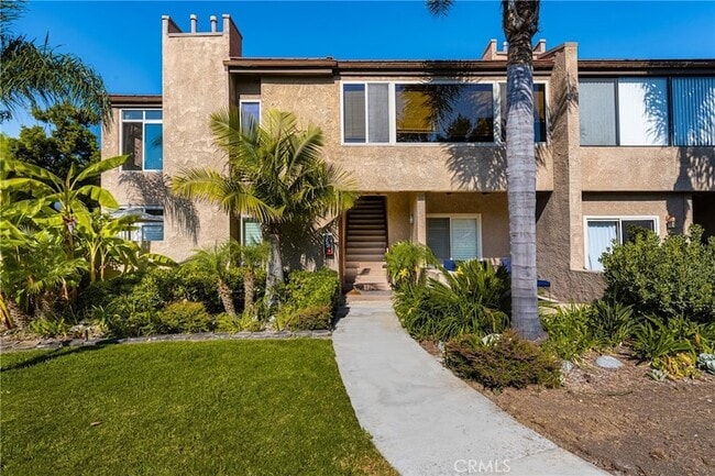 Photo - 16877 Bluewater Ln