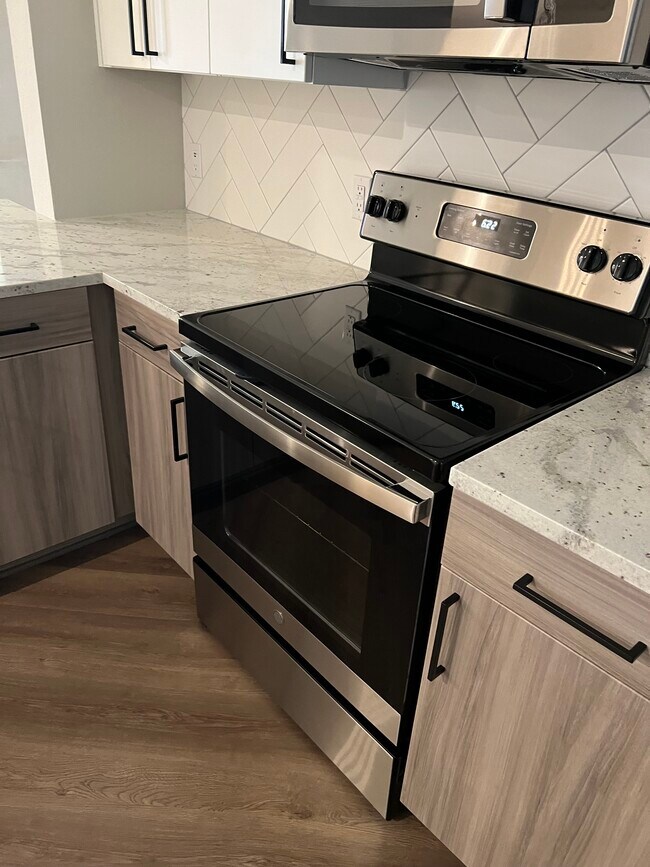 Photo - 2011 Honeycutt Dr Unidad 2223