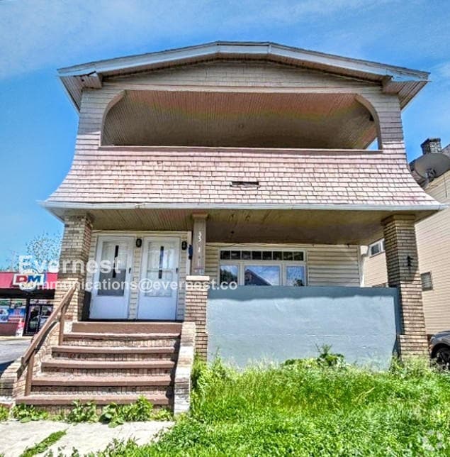 Building Photo - 3391 W 117th St Unit 3 Rental