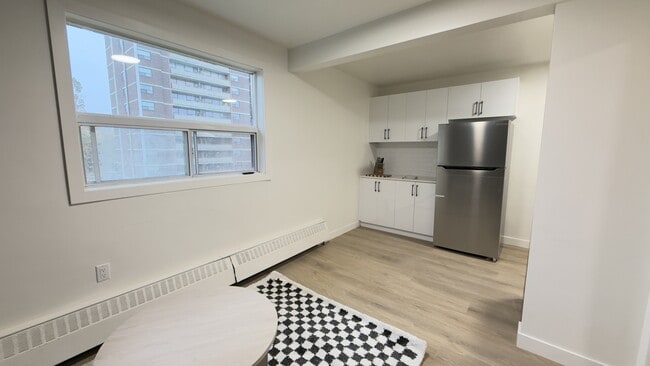 Photo - 62 Triller Ave Unit 401