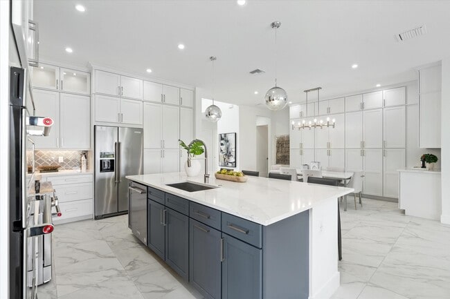 Photo - 12466 Solana Bay Cir