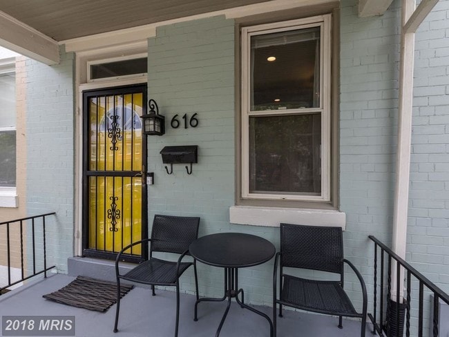 Building Photo - 616 Lamont St NW Rental