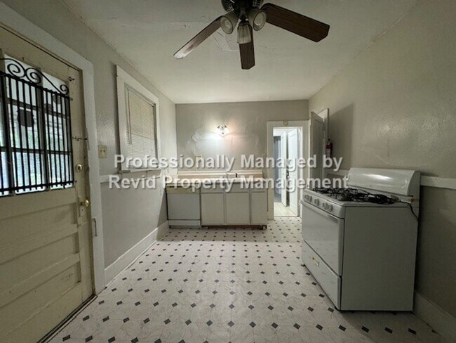 Photo - 2 Bed 1 Bath in Midtown! Unit 2187 # 201