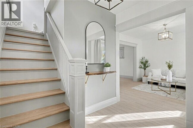 Photo - 39 Fielden Ave