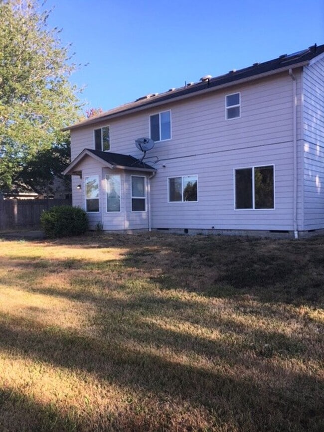 Photo - Spacious 4 Bedroom Home in North Corvallis Cul-de-Sac