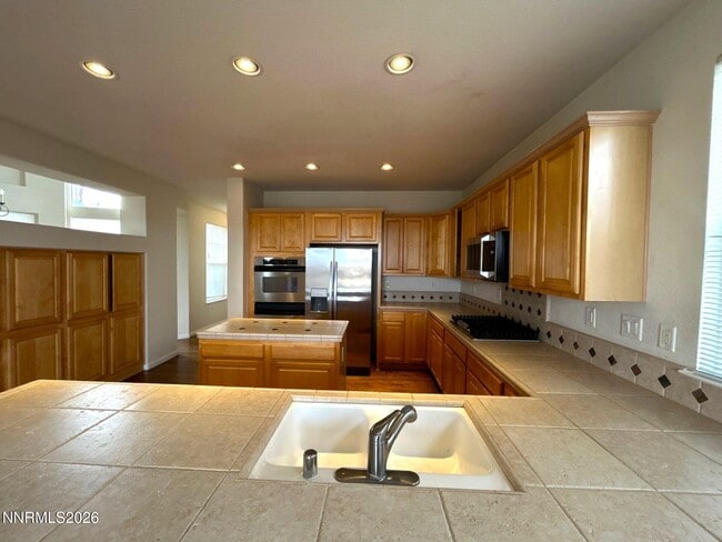 Photo - 3084 10 Mile Dr