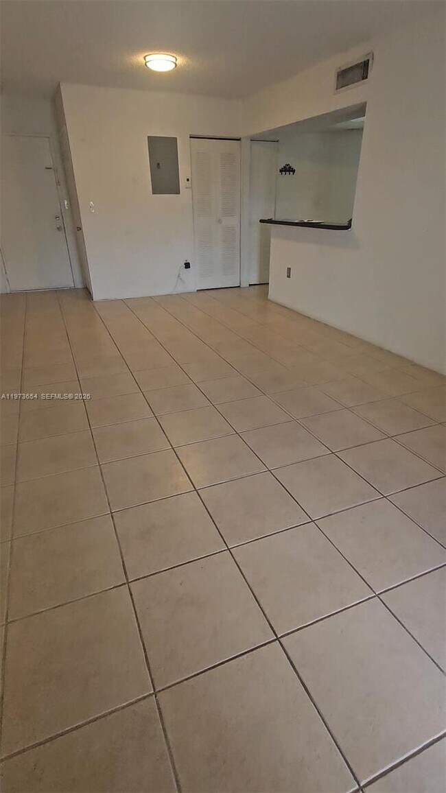 Building Photo - 9735 Fontainebleau Blvd Unit G103