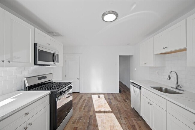 Photo - 4100 Howley St Unit 4100