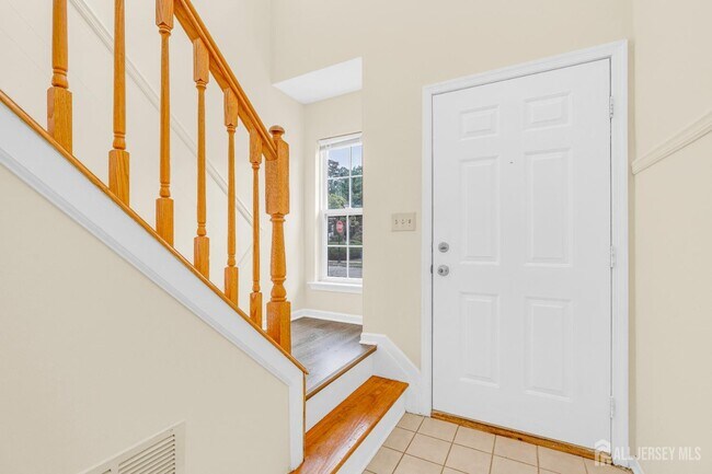 Photo - 267 Shady Oak Ct