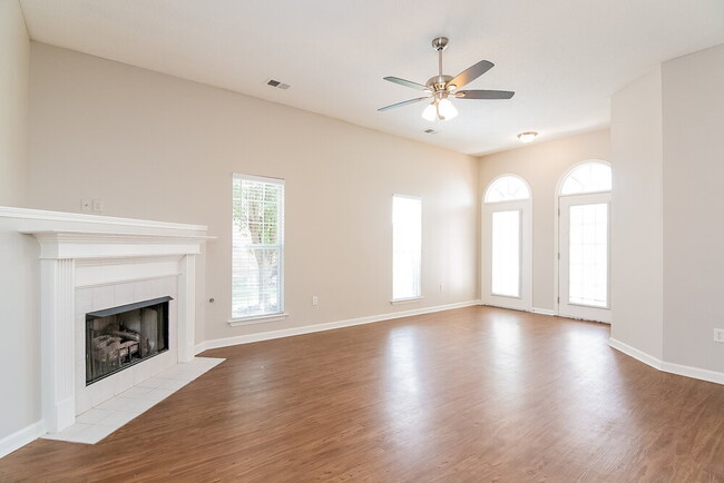 Photo - 7366 Pecan Meadow Dr E